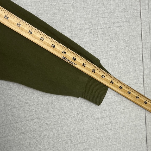 ZYIA Women's Calmness Pocket V-Neck Cropped Hoodie Sweatshirt Olive Size Large - Picture 6 of 8